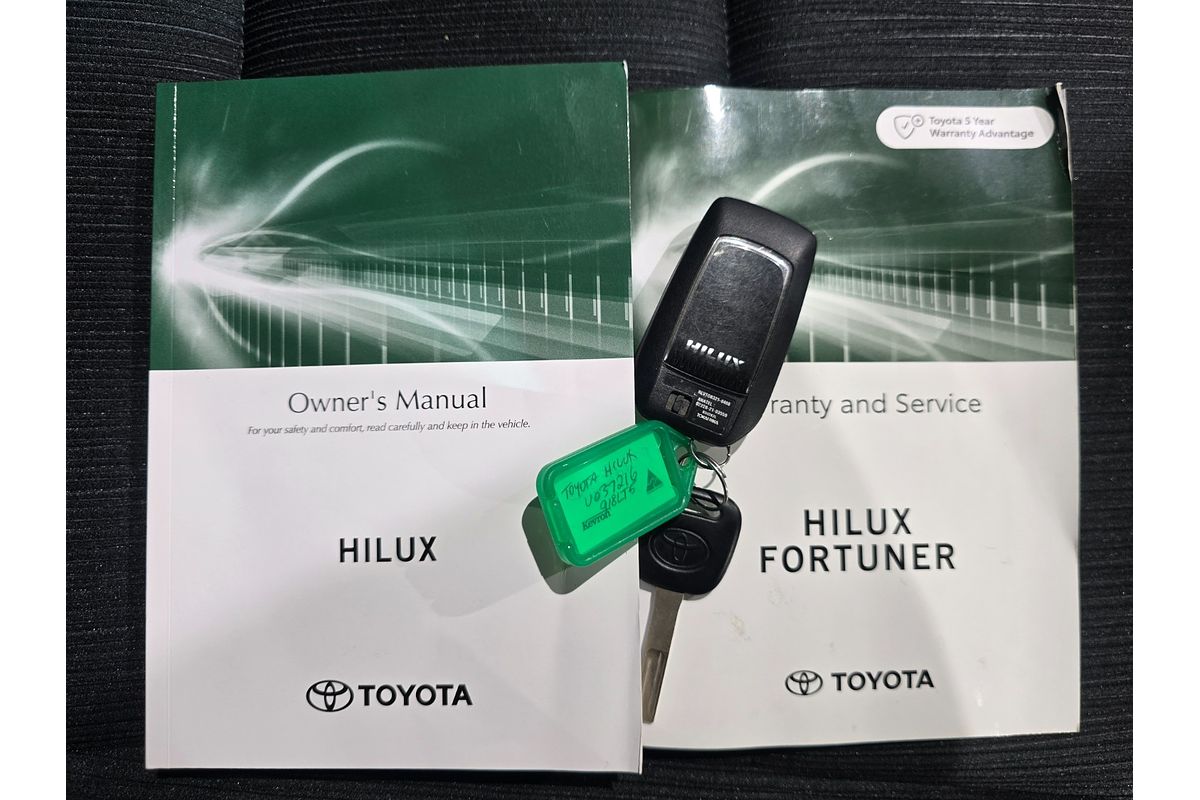 2024 Toyota Hilux SR5 GUN126R 4X4