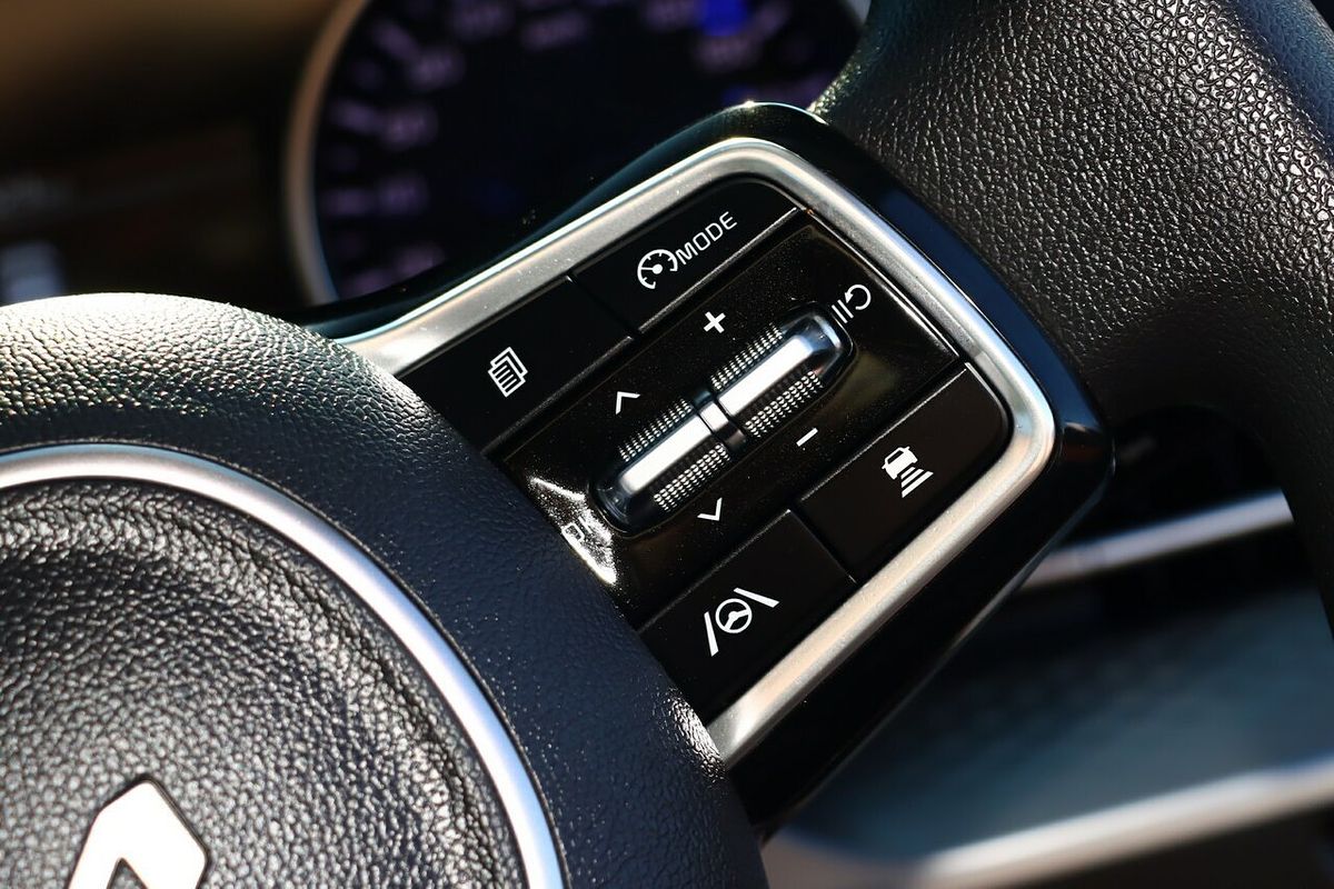 2023 Kia Carnival S KA4