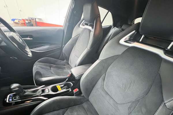 2022 Toyota Corolla ZR Hybrid ZWE211R