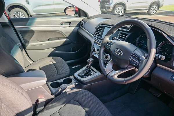 2020 Hyundai Elantra Active AD.2