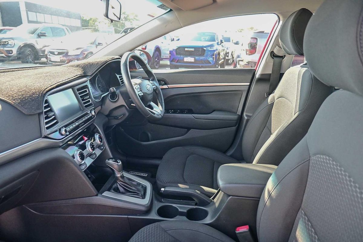 2020 Hyundai Elantra Active AD.2
