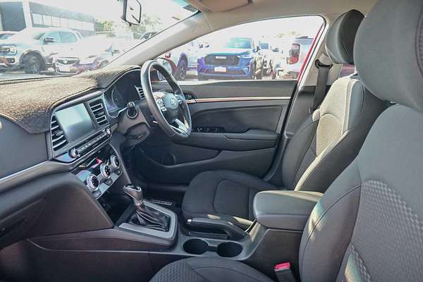 2020 Hyundai Elantra Active AD.2