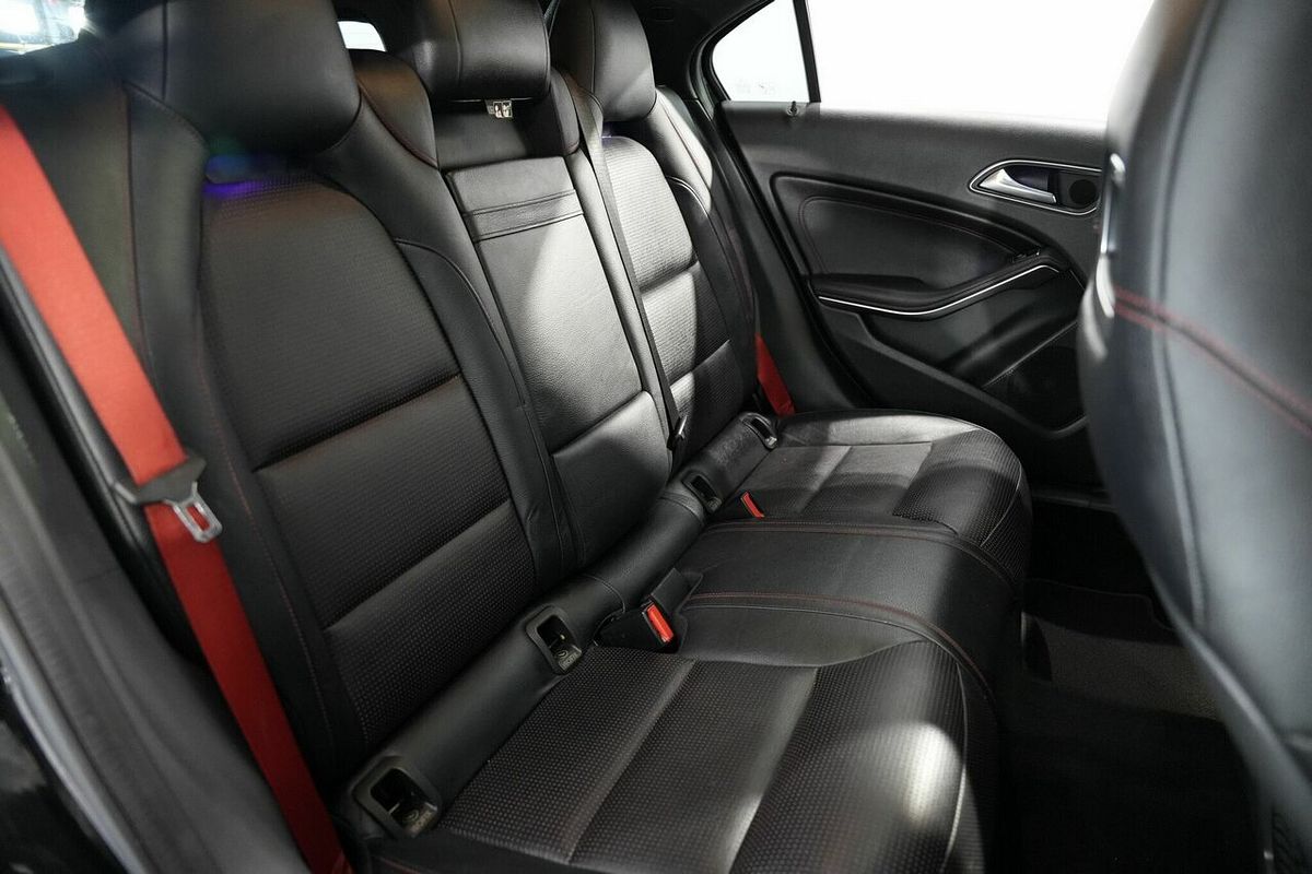 2015 Mercedes-Benz A-Class A250 Sport W176