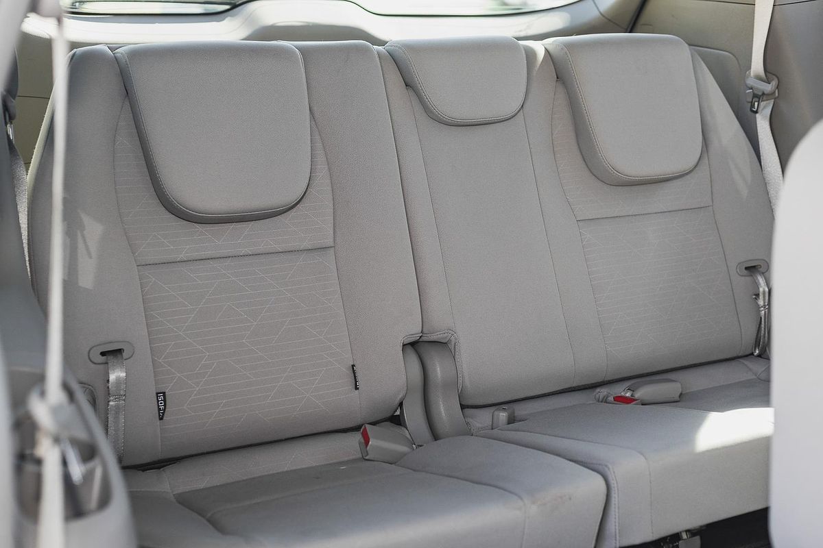 2020 Kia Carnival S YP