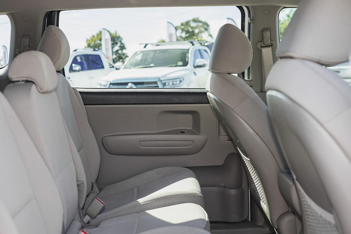 2020 Kia Carnival S YP