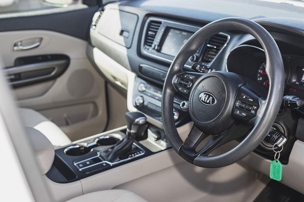 2020 Kia Carnival S YP