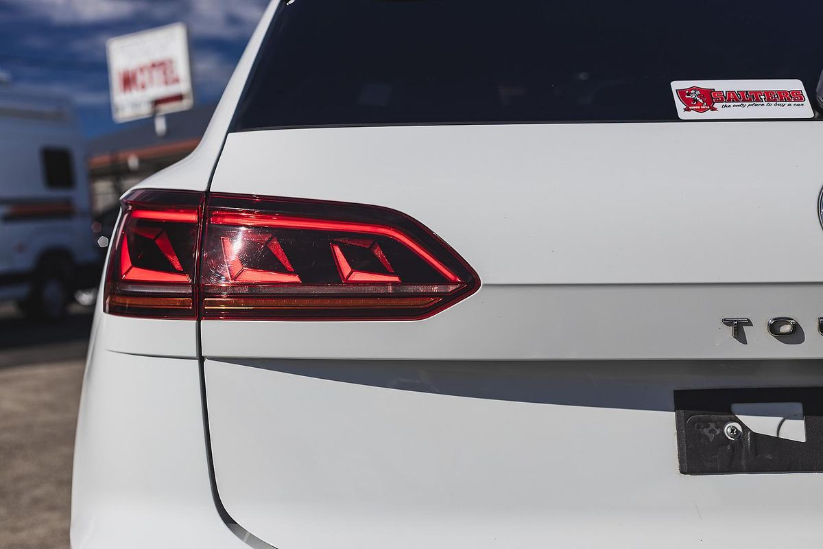 2020 Volkswagen Touareg 210TDI R-Line CR