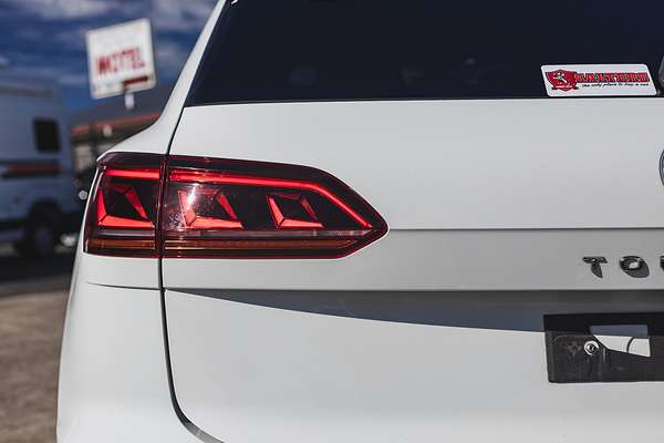 2020 Volkswagen Touareg 210TDI R-Line CR
