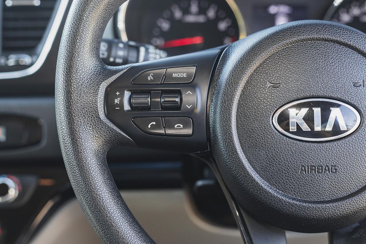 2020 Kia Carnival S YP