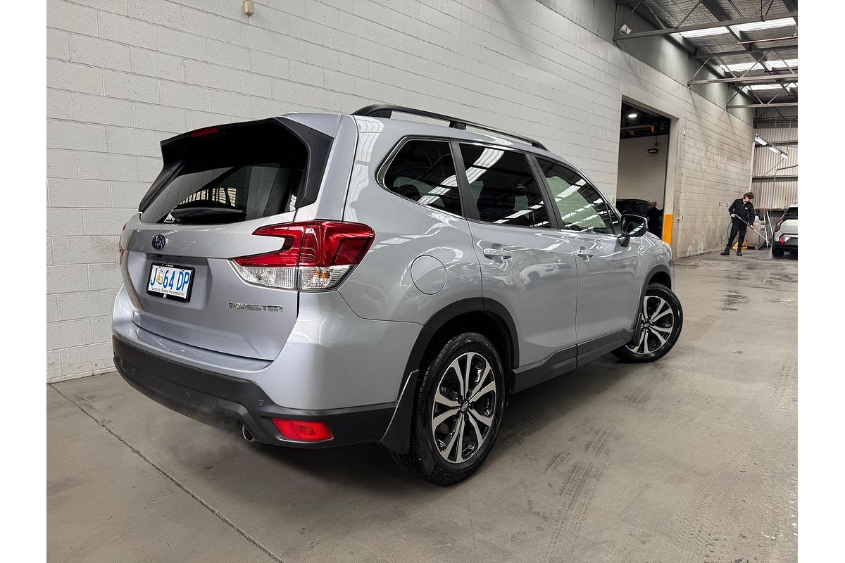 2020 Subaru Forester 2.5i Premium S5