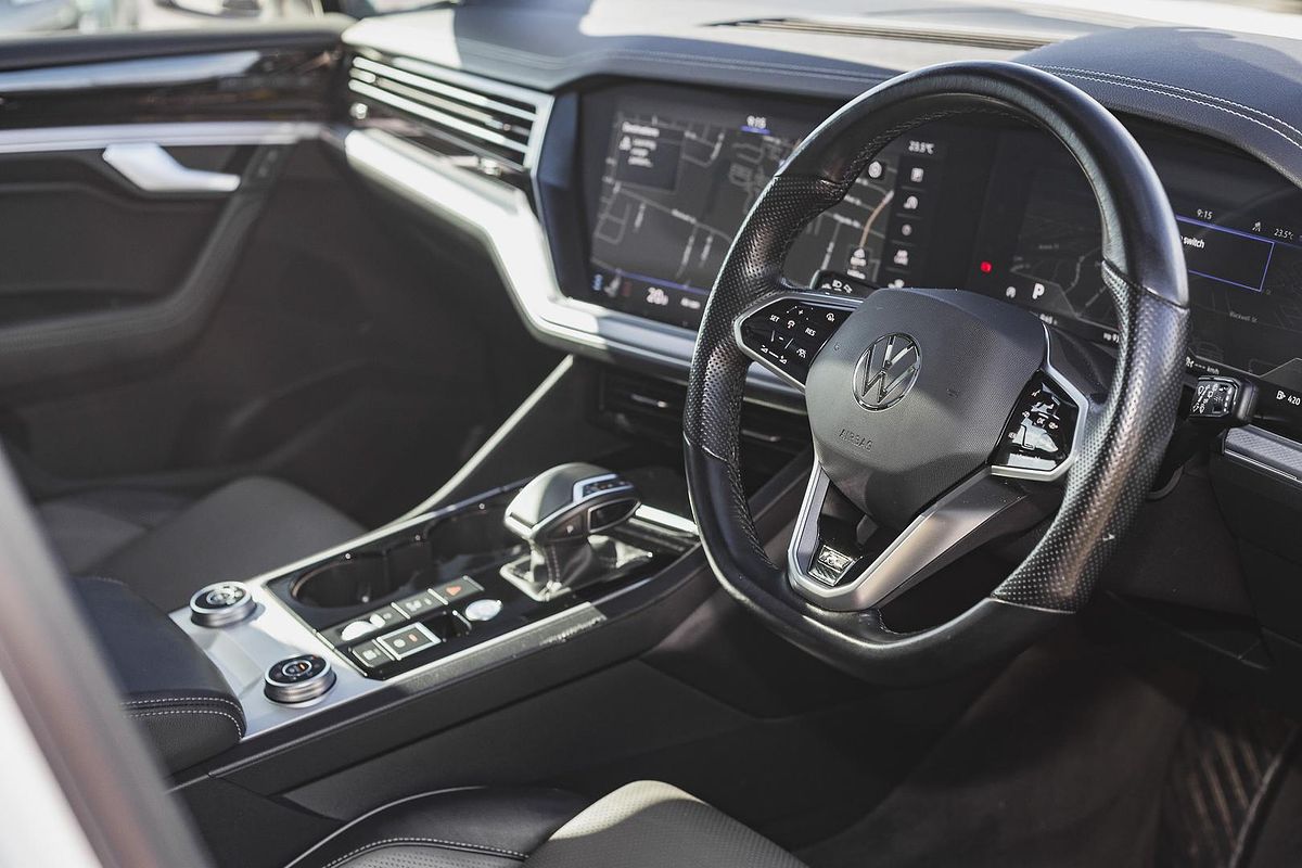 2020 Volkswagen Touareg 210TDI R-Line CR