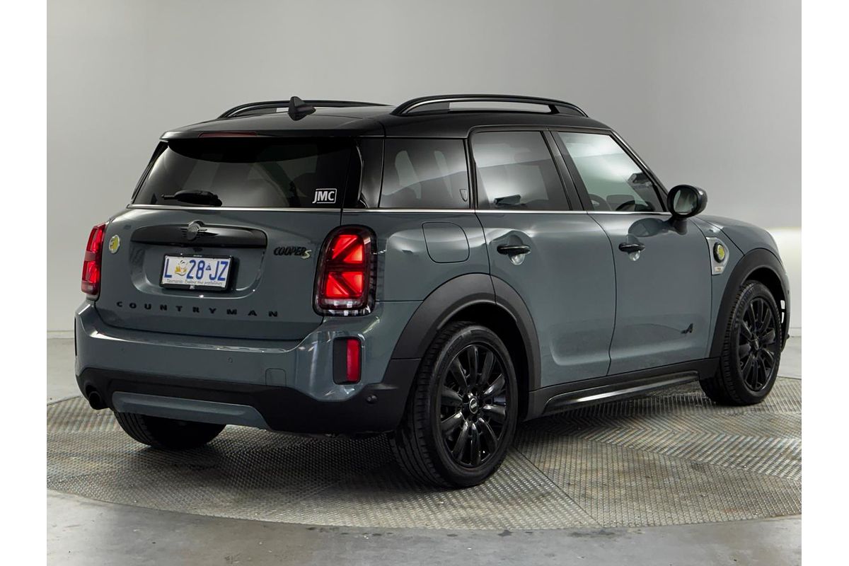2023 MINI Countryman Cooper SE MINI Yours F60 LCI