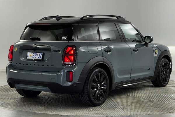 2023 MINI Countryman Cooper SE MINI Yours F60 LCI