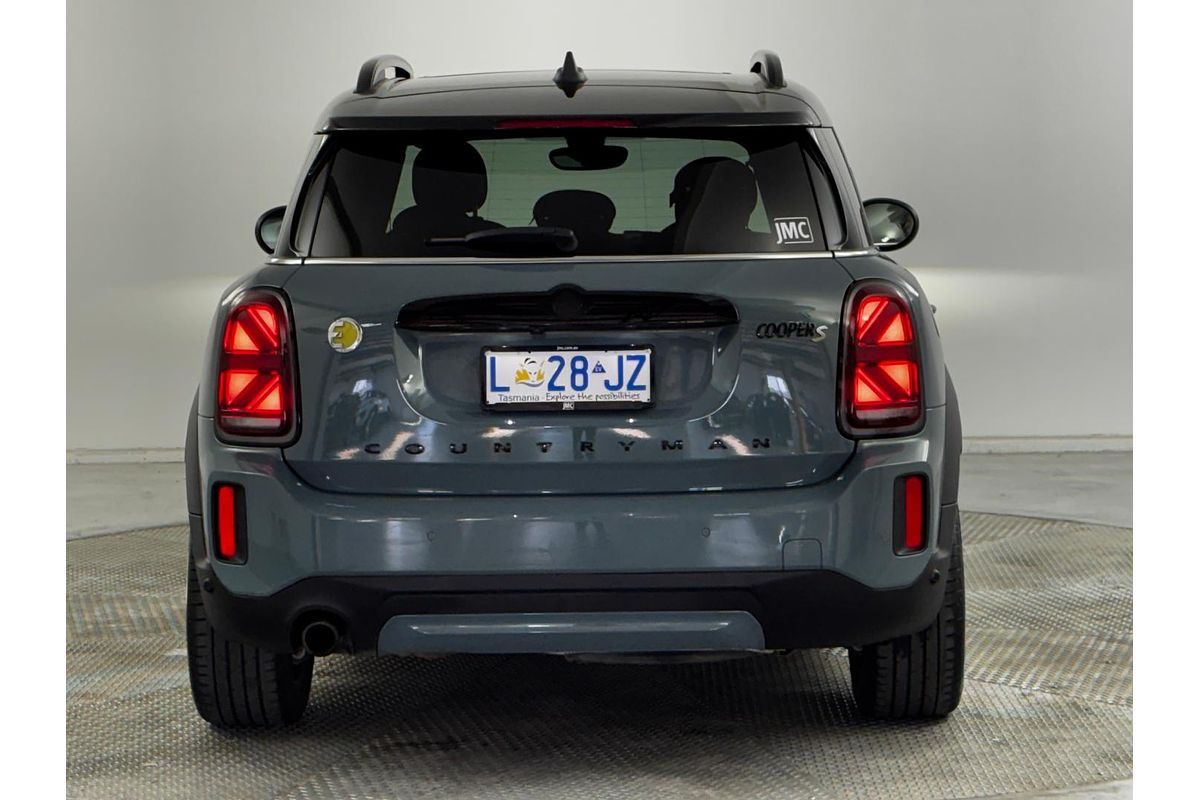 2023 MINI Countryman Cooper SE MINI Yours F60 LCI