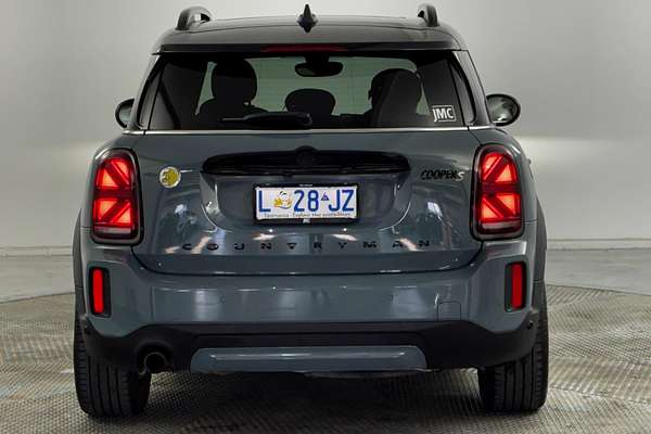 2023 MINI Countryman Cooper SE MINI Yours F60 LCI