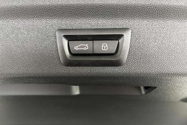 2023 MINI Countryman Cooper SE MINI Yours F60 LCI