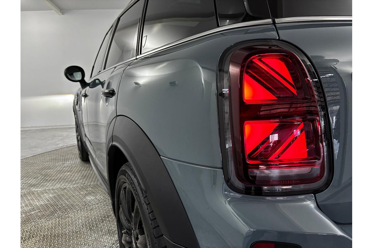 2023 MINI Countryman Cooper SE MINI Yours F60 LCI