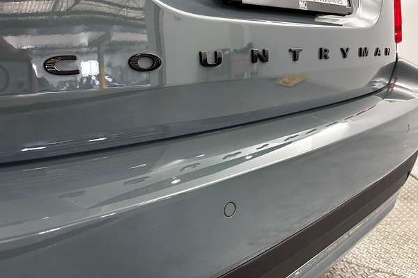 2023 MINI Countryman Cooper SE MINI Yours F60 LCI