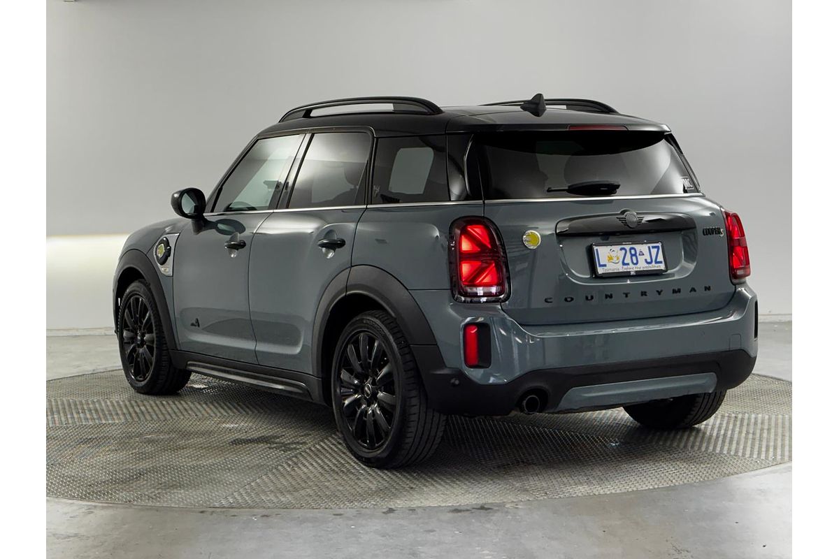 2023 MINI Countryman Cooper SE MINI Yours F60 LCI