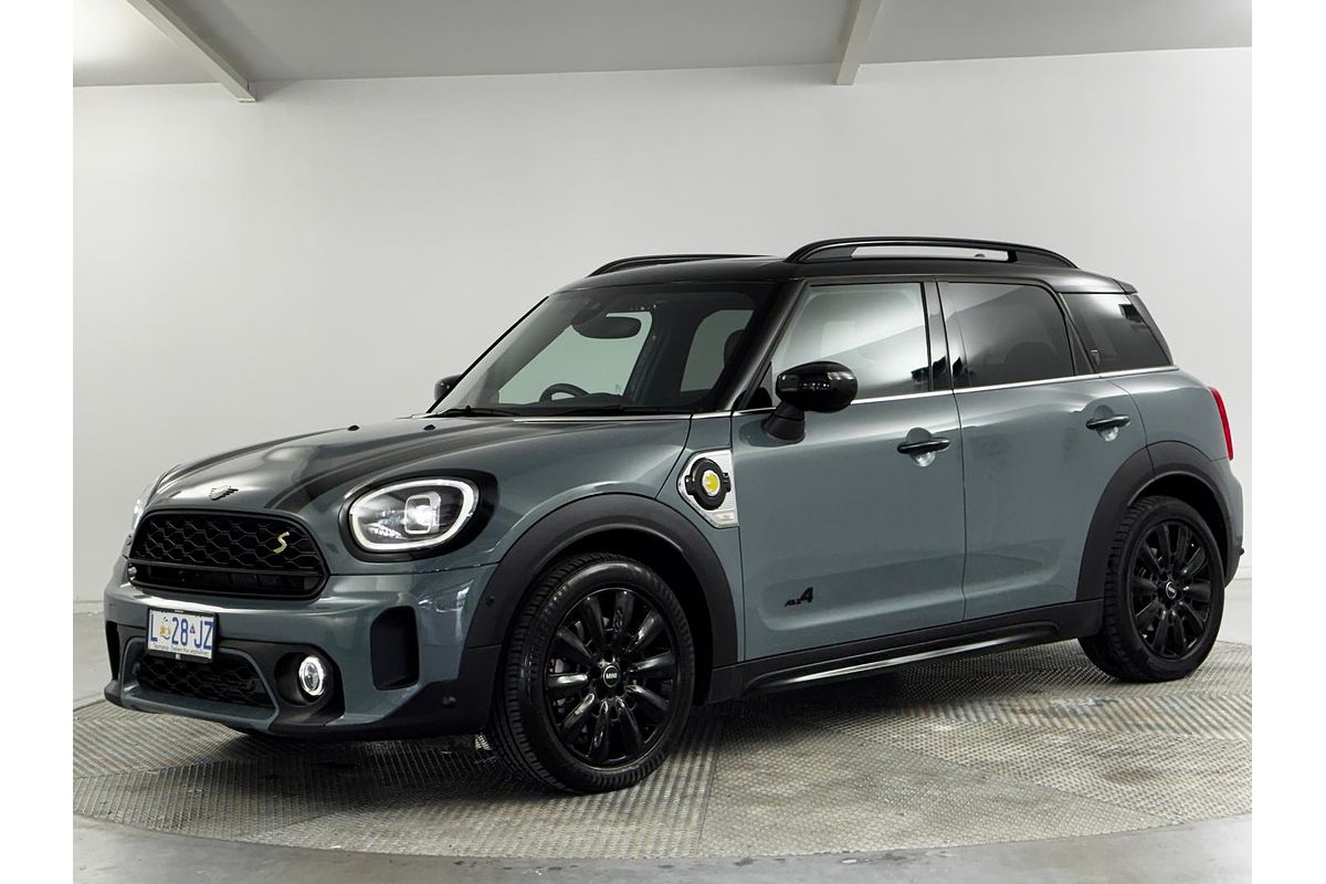 2023 MINI Countryman Cooper SE MINI Yours F60 LCI