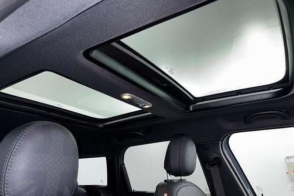 2023 MINI Countryman Cooper SE MINI Yours F60 LCI