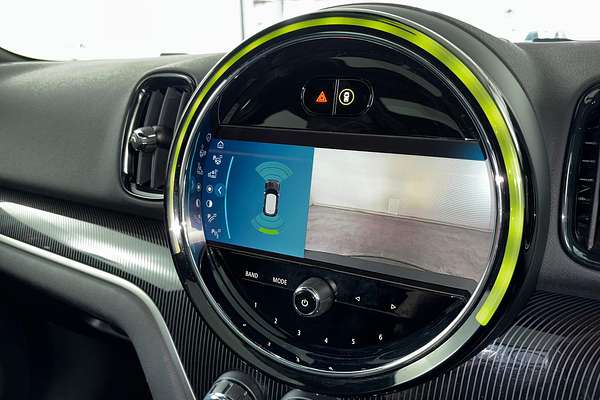 2023 MINI Countryman Cooper SE MINI Yours F60 LCI