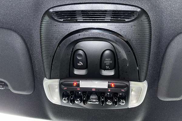 2023 MINI Countryman Cooper SE MINI Yours F60 LCI