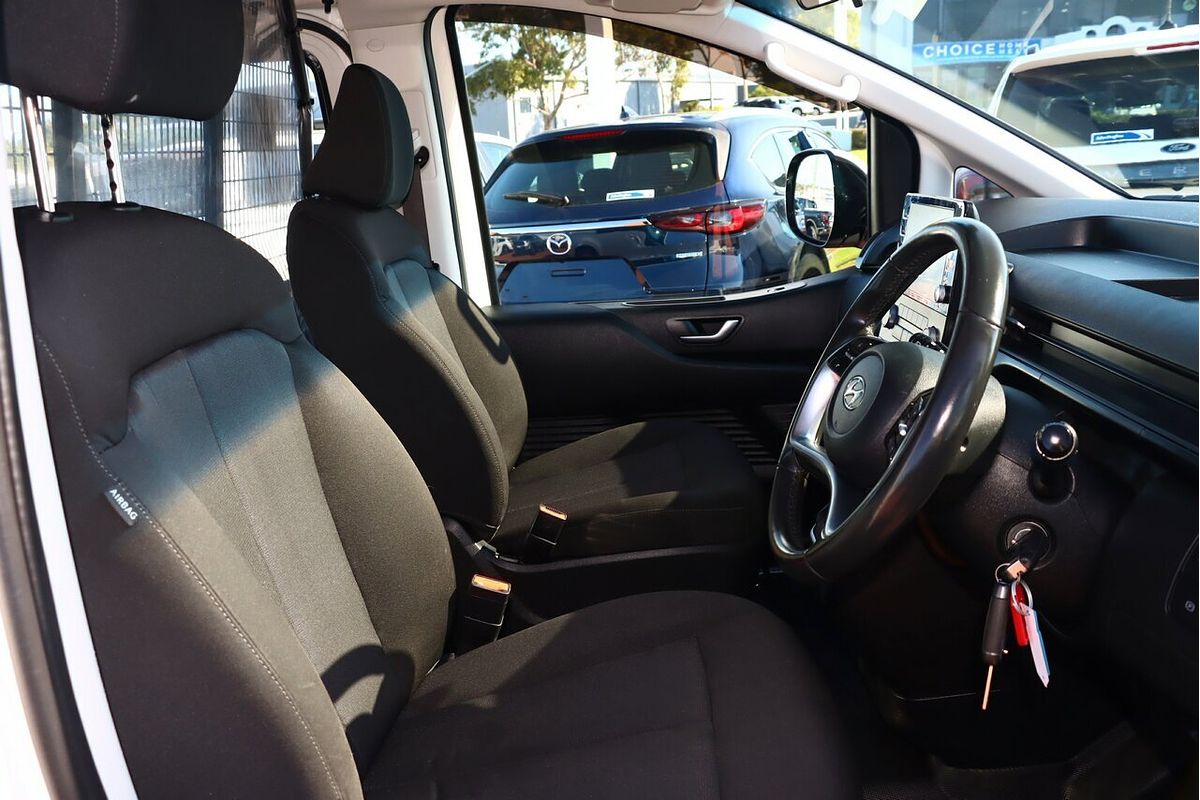 2022 Hyundai STARIA LOAD US4.V1