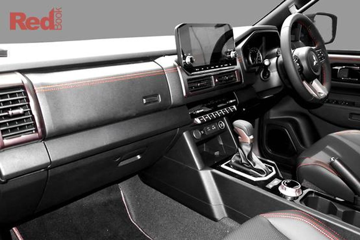 2025 Mitsubishi Triton GSR MV 4X4