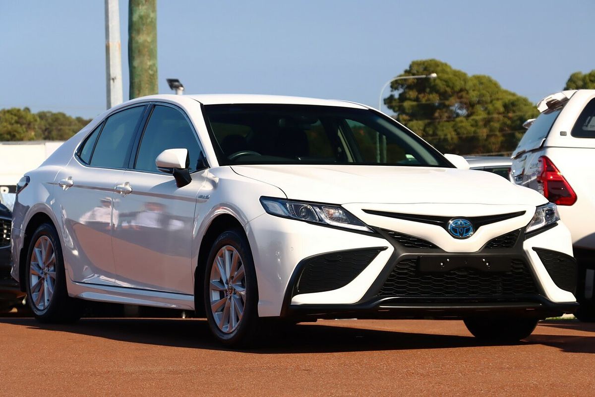 2021 Toyota Camry Ascent Sport AXVH70R