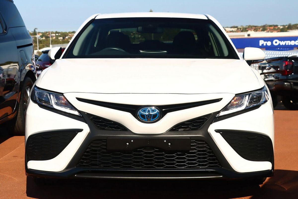 2021 Toyota Camry Ascent Sport AXVH70R