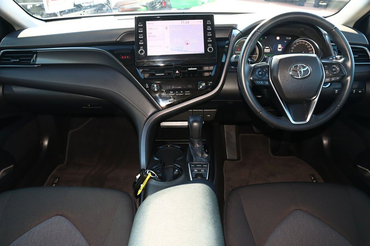 2021 Toyota Camry Ascent Sport AXVH70R