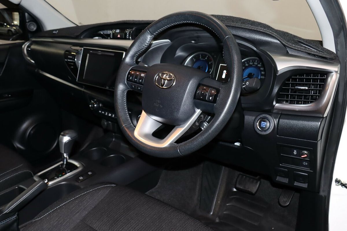 2018 Toyota Hilux SR5 GUN126R 4X4