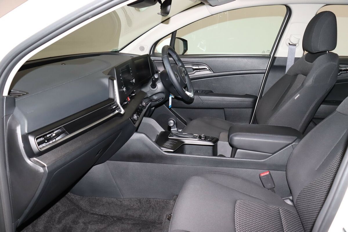 2024 Kia Sportage S NQ5