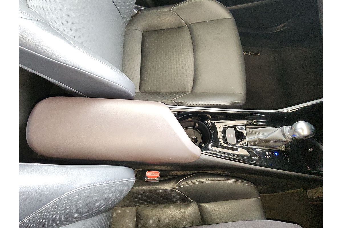 2019 Toyota C-HR Koba NGX50R