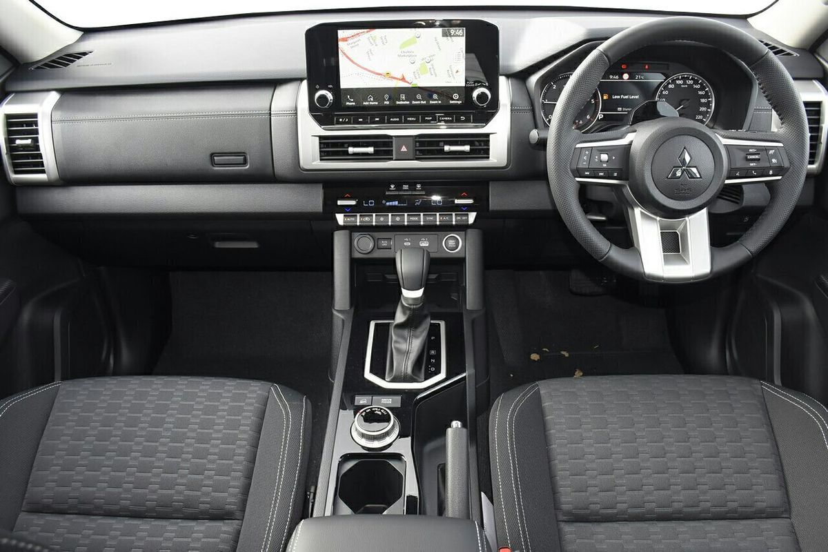 2024 Mitsubishi Triton GLS MV 4X4