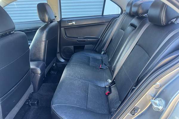 2015 Mitsubishi Lancer LS CJ