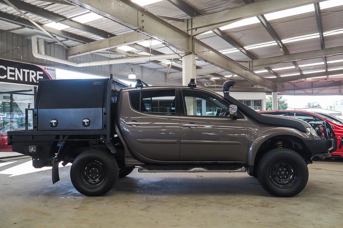 2014 Mitsubishi Triton GLX-R MN 4X4