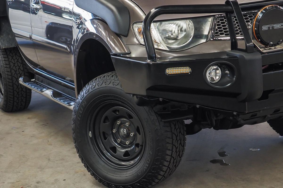 2014 Mitsubishi Triton GLX-R MN 4X4