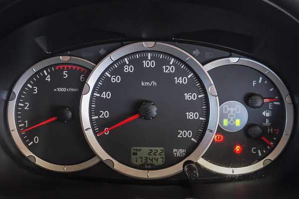 2014 Mitsubishi Triton GLX-R MN 4X4