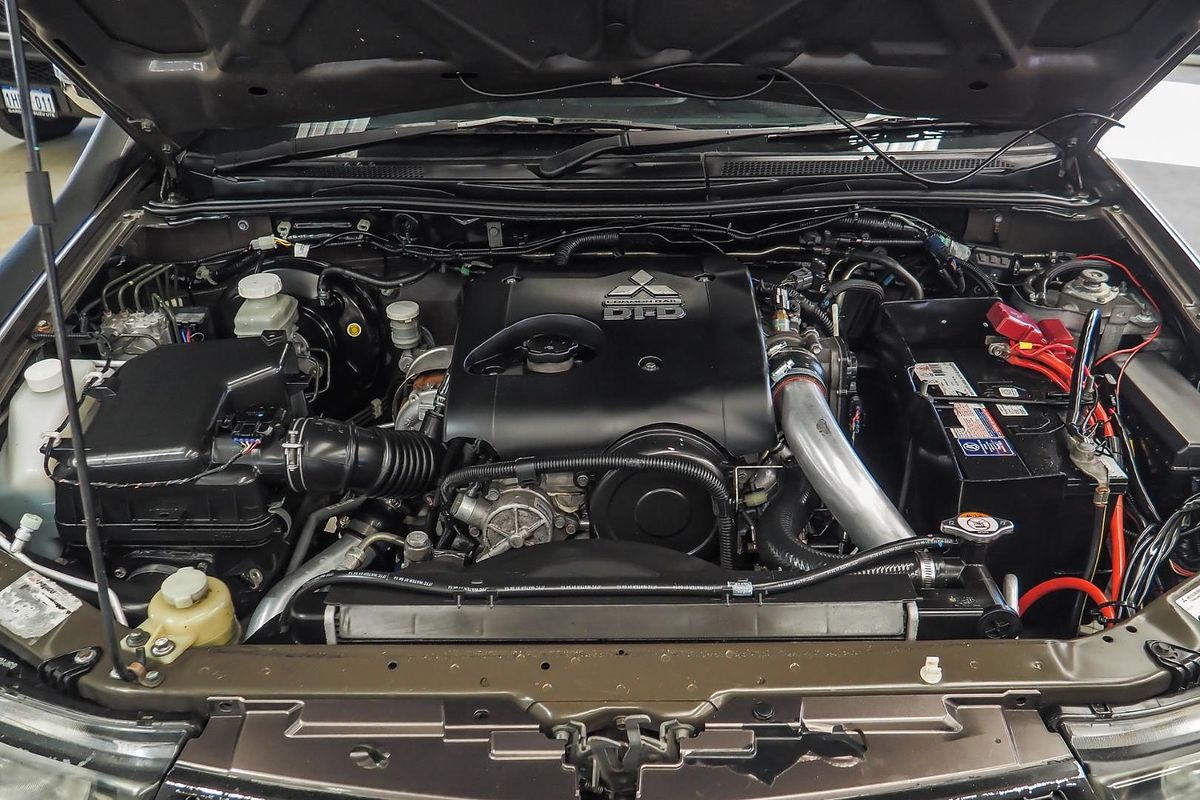 2014 Mitsubishi Triton GLX-R MN 4X4