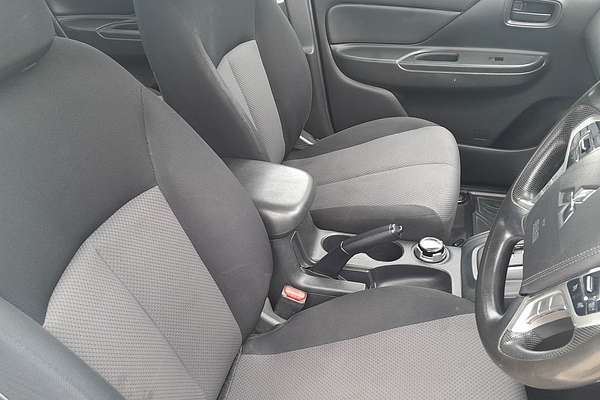 2019 Mitsubishi Triton GLX ADAS MR 4X4