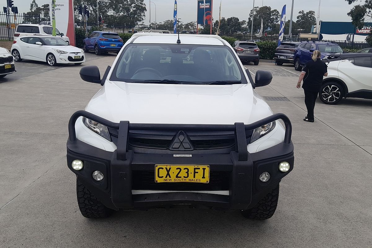 2019 Mitsubishi Triton GLX ADAS MR 4X4