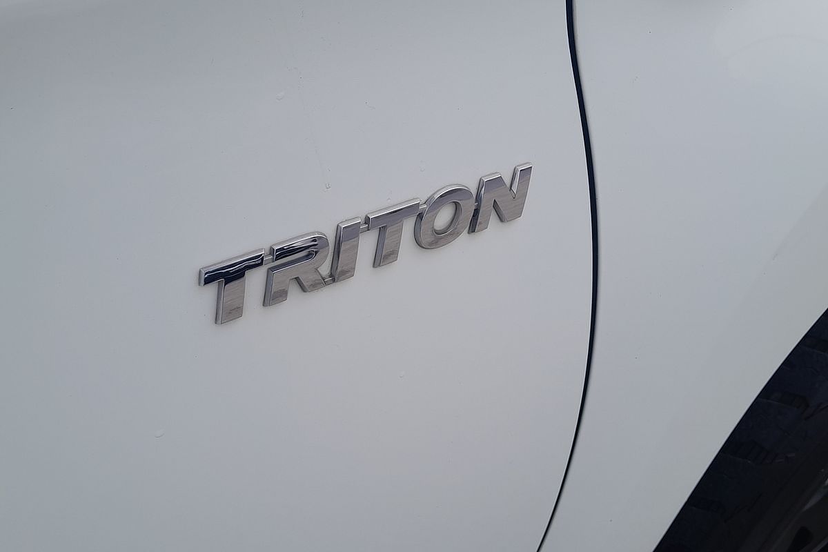 2019 Mitsubishi Triton GLX ADAS MR 4X4