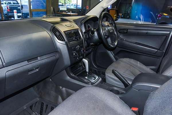 2016 Isuzu D-MAX SX High Ride Rear Wheel Drive