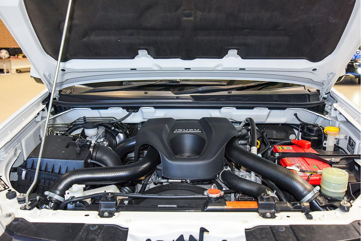 2016 Isuzu D-MAX SX High Ride Rear Wheel Drive
