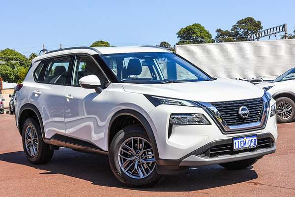 2024 Nissan X-TRAIL ST T33