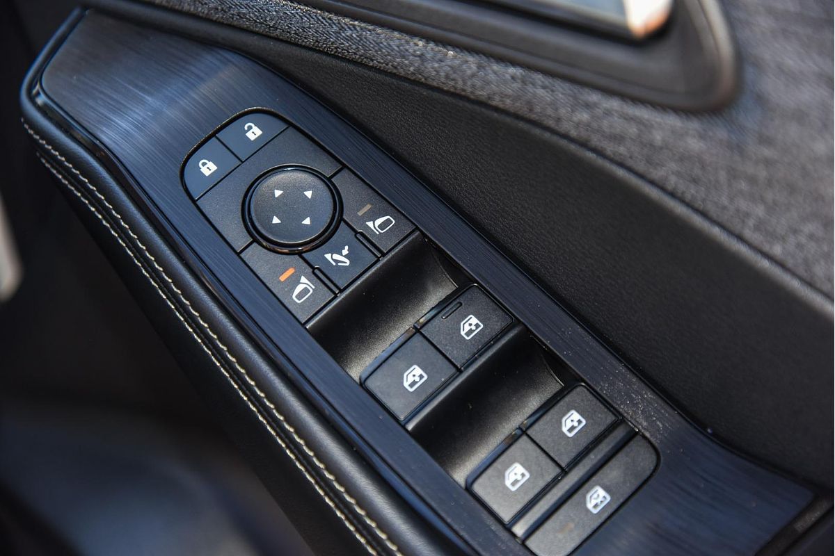 2024 Nissan X-TRAIL ST T33
