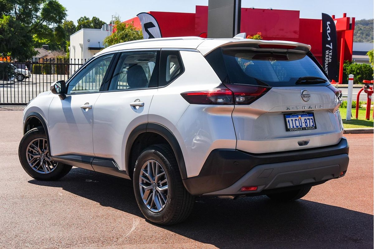 2023 Nissan X-TRAIL ST T33