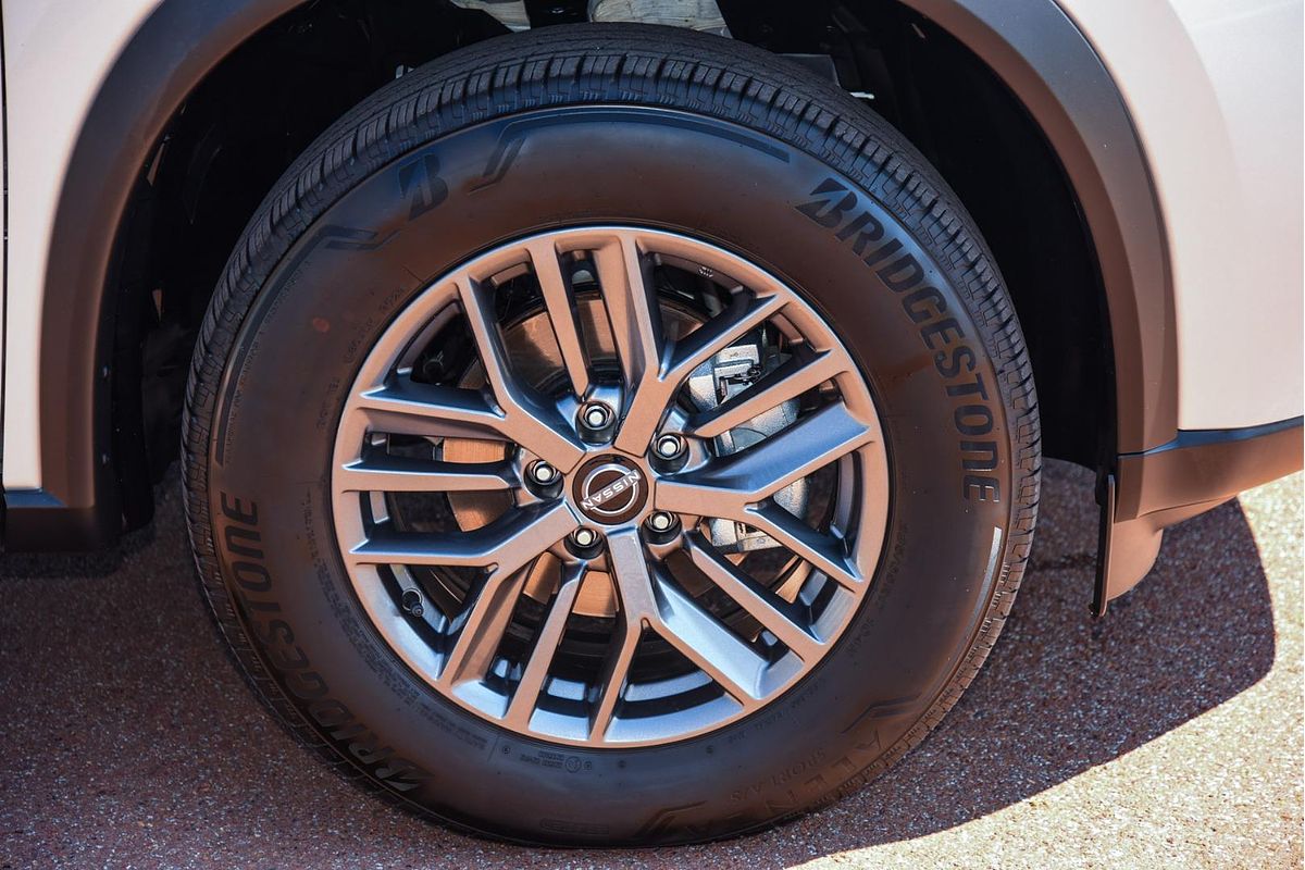 2023 Nissan X-TRAIL ST T33